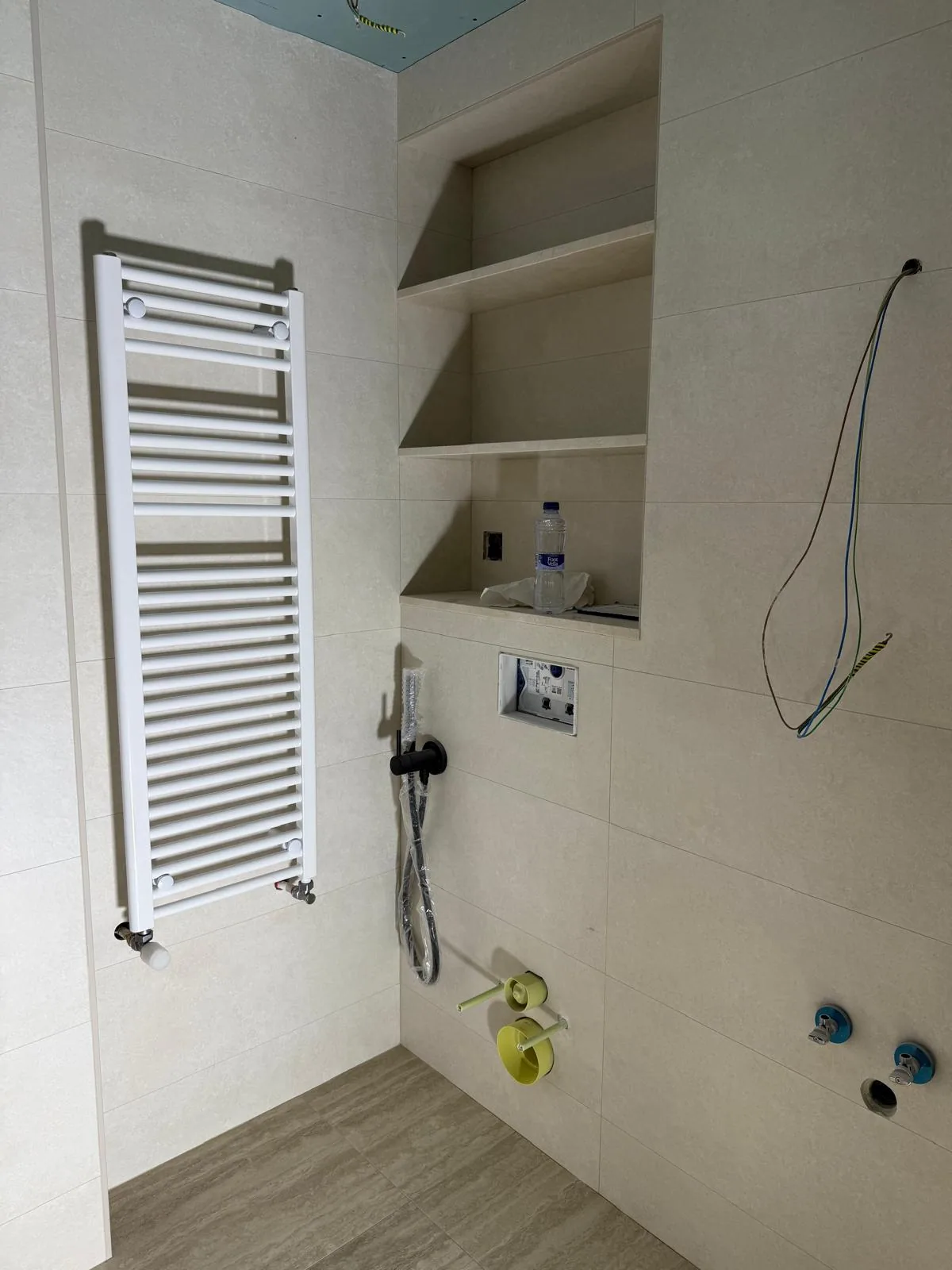 Baño y zona húmeda · vista 06